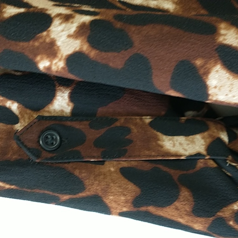 Top - Picture 4 of 4